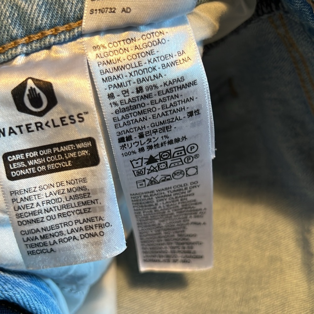 Levi’s 70’s High Slim Straight Light Wash size 30 - Picture 14 of 16